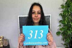 Alejandra Milagroso – Busty Alejandra from Prague likes to indicate herself bare – E313