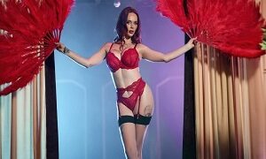 Jasmine’s Burlesque Fantasy – Jasmine James & Danny D