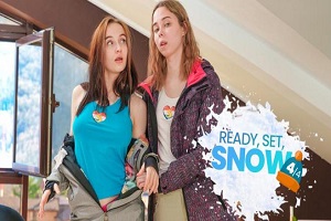 Alice Flore & Erika Mori – Prepared, set, snow! 4/4