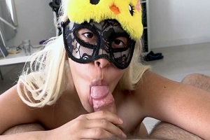 Canela – Plucking Piolina Canela