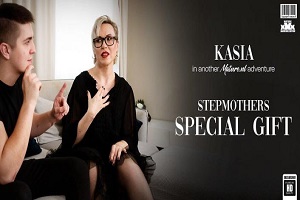 Kasia – Scorching blonde Czech nympho MILF Kasia has a really hardcore present for her strapping stepson