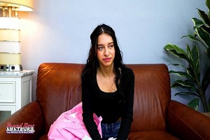 Latina Liliana – Model New Latina in Braces Debut!