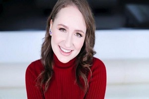 Lizzie Love – Novice Attract Introduces Lizzie Love, An Lovely “Lady Subsequent Door” That Likes to Give Head