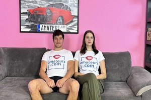 Lucka – Contemporary eighteen babe reveals her juicy pussy