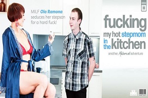 Ola Ramona – Seduced to fuck my sizzling good ass stepmom Ola Ramona within the kitchen whereas my dad’s at work