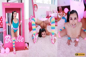 Brianna Arson – The Versatile Mannequin