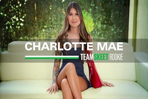 Charlotte Mae – Beginner Charlotte Mae Debuts With a Nasty Facial