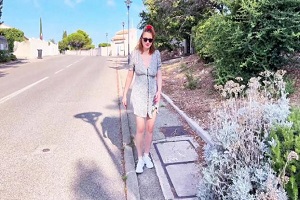 Charlotte – 32 years previous, medical secretary in Pau!