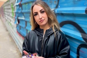 Labona Cloxy – Pilladas Andalusian in search of work