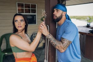 Ivy Eire & Lucy Foxx – Swamped