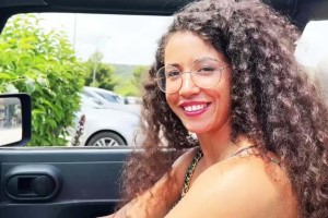 Prana – Pràna, 22 years outdated, hairdresser in Bondy!