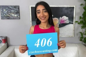 Lunita Galactica – Sexy Latina is casting out her pussy – E406