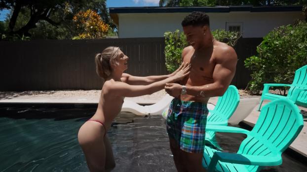 Cheerleader Kait – Sneaky Joggers, Hidden Fucking