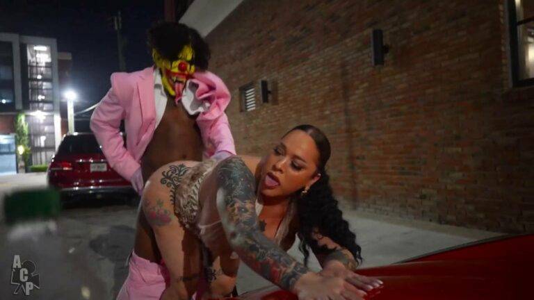 Gigi Da Cream Tough Wild Public Fuck W Gibby’s Miami Escapade
