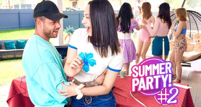 Iris Murai, Ashly Rabbit & Roxy Muray – Summer time Get together – Half 2