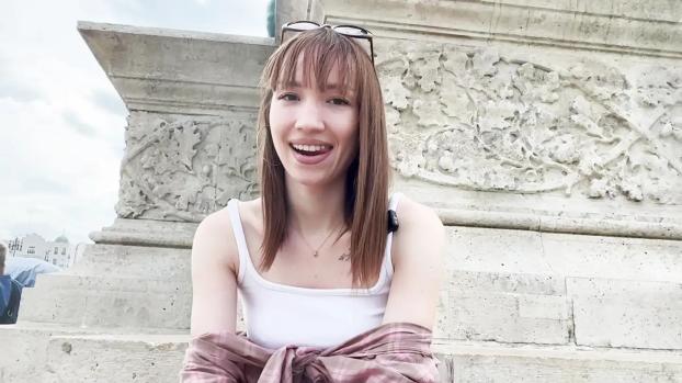 Kate – 25 years previous, very sensual picture mannequin…