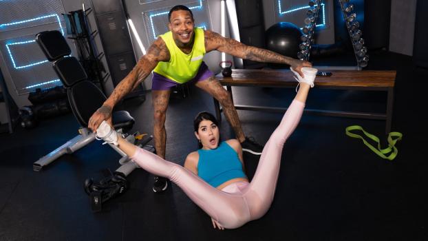 Woman Dee – Stretching Makes Me Moist