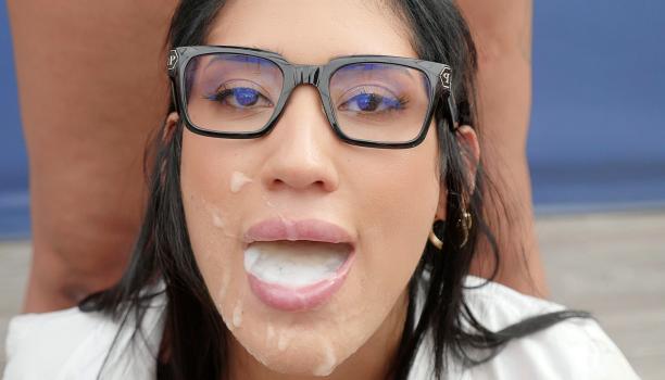 Angelina – Bukkake 73 masses
