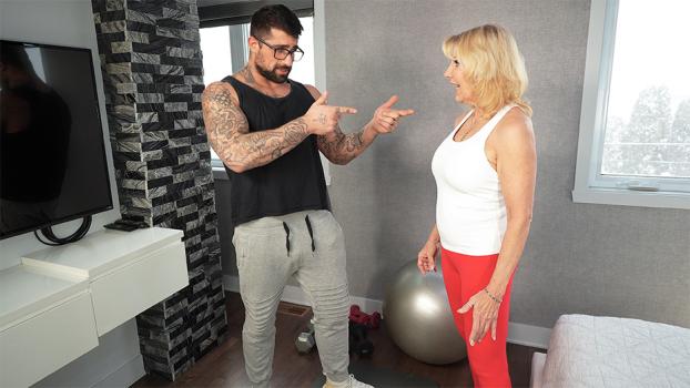 Bianca Fitcougar – In Fuckin Form for an Outdated Bitch
