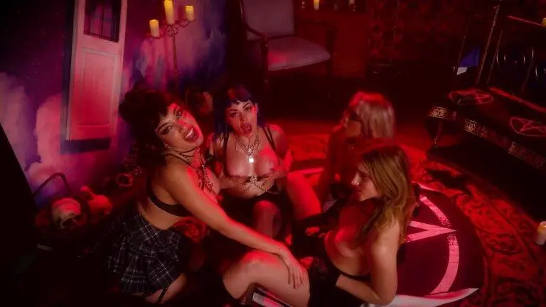Jewelz Blu, Little Puck, Luna Luxe & Ophelia Fae – Satan Worshipping Orgy OnlyFans