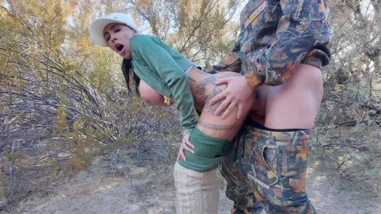 Danae Mari – Will get Fucked By Stranger On Hike OnlyFans Leak