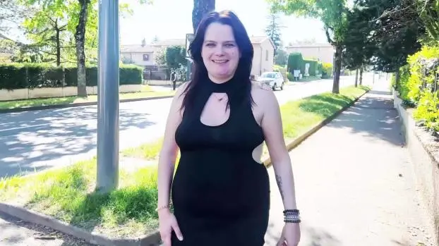 Aurelie – Aurélie, 25 years outdated, cleansing girl in Lyon!