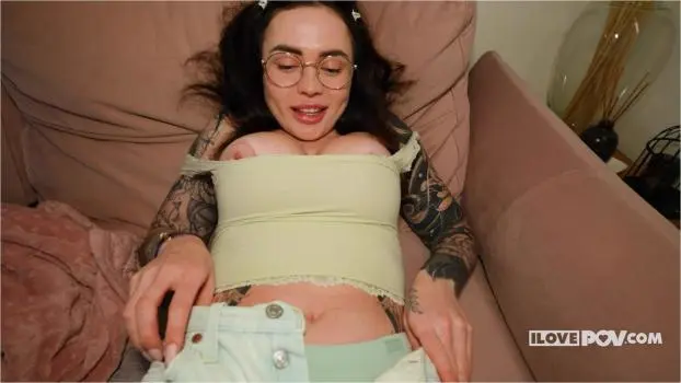 Nikky Dandelion – I Love POV