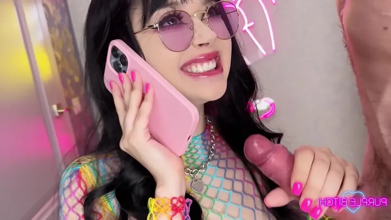 Purple Bitch – Crammed Whereas On The Telephone