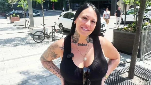 Fanny – Fanny, 32 years outdated, a bubbly Canadian!
