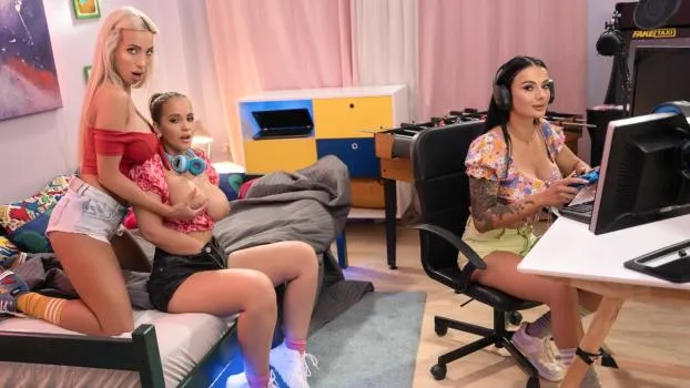 Jennifer Mendez, Emily Shiny & Maddy Black